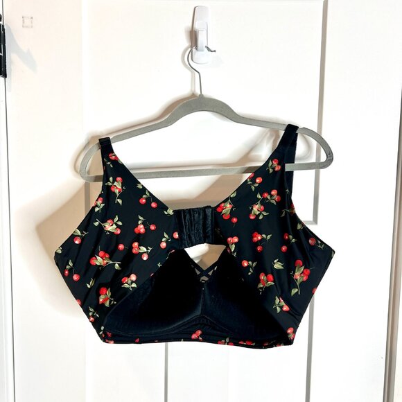 Torrid Black Dream Wire-Free Push-Up Bra in Cherry Print Size 42DDD - Picture 5 of 6